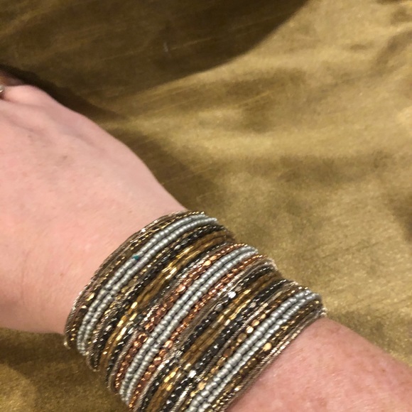 Zoe cuff from trades of Hope - Picture 3 of 4